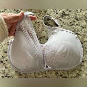 Victoria's Secret Light Gray Lace Bra